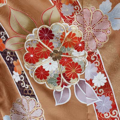 江戸茶地花熨斗文様｜振袖コレクション｜<<かぎろひ屋>>柴田衣料